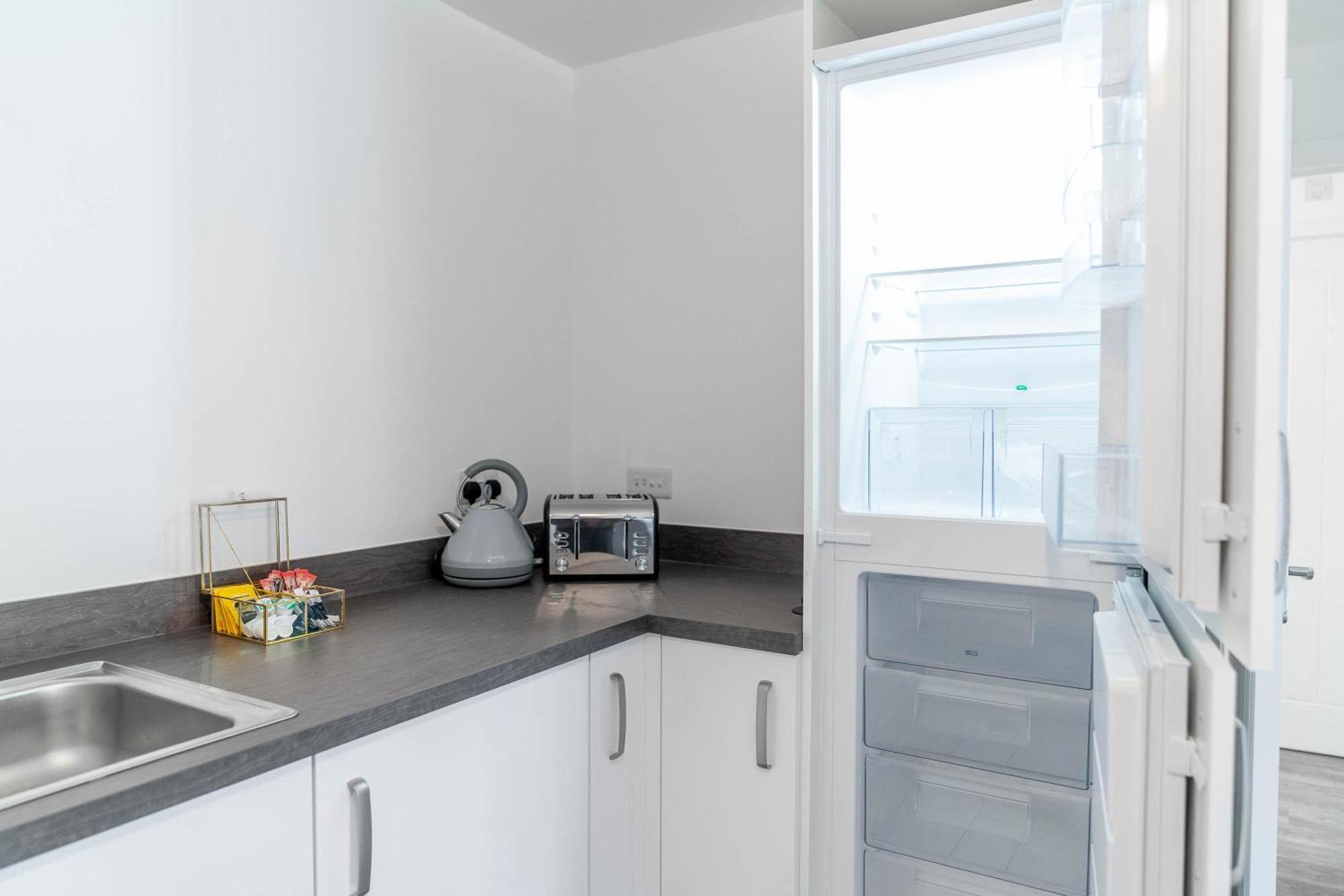 Luxury Apartment - Twin Beds - Selly Oak - Off-Street Parking - Free Netflix & Wifi - Top Rated 9Cc Μπέρμιγχαμ Εξωτερικό φωτογραφία