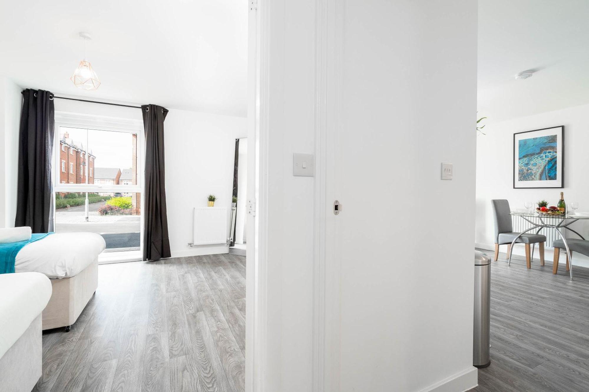 Luxury Apartment - Twin Beds - Selly Oak - Off-Street Parking - Free Netflix & Wifi - Top Rated 9Cc Μπέρμιγχαμ Εξωτερικό φωτογραφία